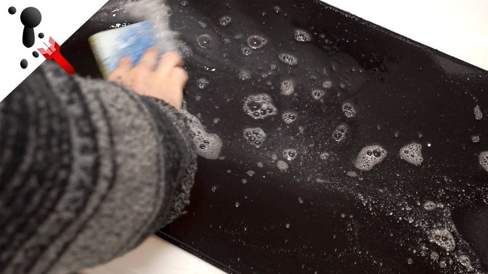 How To Clean Desk Mat