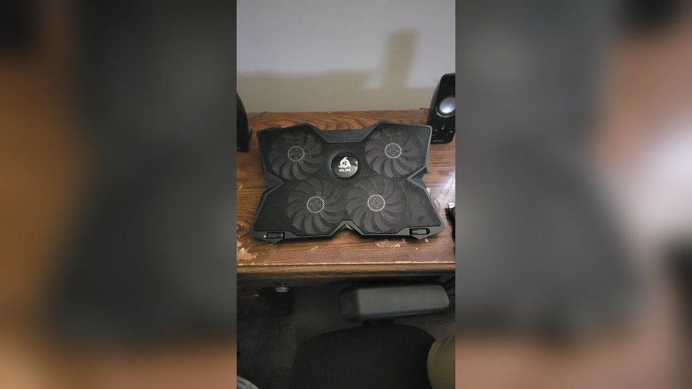 Laptop Cooling Pad Cleaning