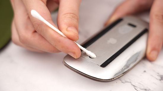 Mouse Sensor Cleaning: Easy Steps for Smooth Performance