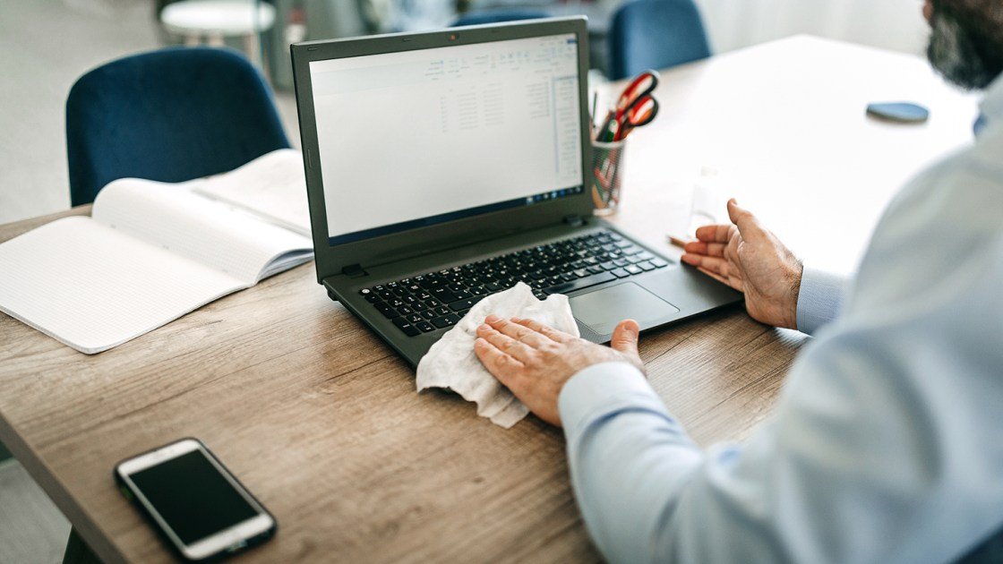 Office Workstation Cleaning Tips: Boost Productivity and Hygiene