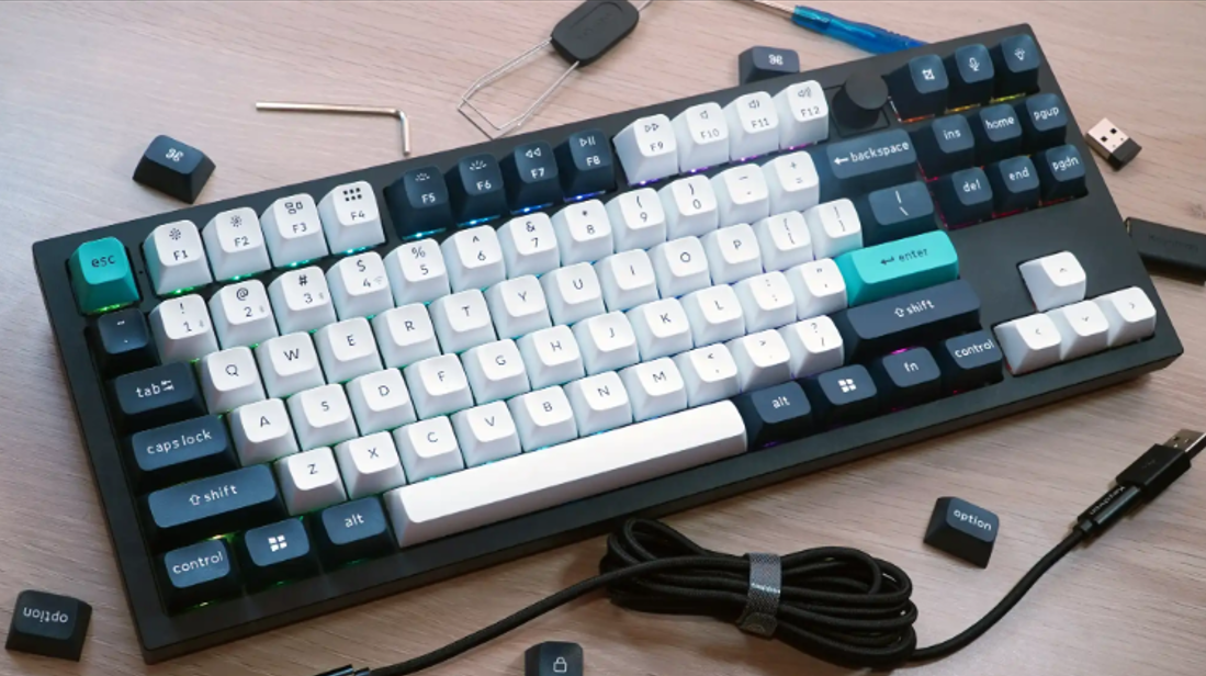 Mechanical Keyboard Cleaning Guide: Keep Your Keys Spotless