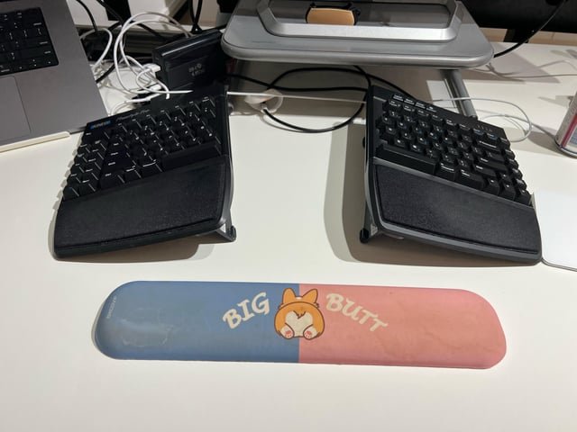 How to Clean Rubber Wrist Rest: Easy Steps for a Fresh Look
