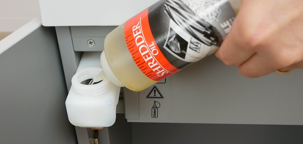 Shredder Cleaning Tips: Keep Your Machine Running Smoothly